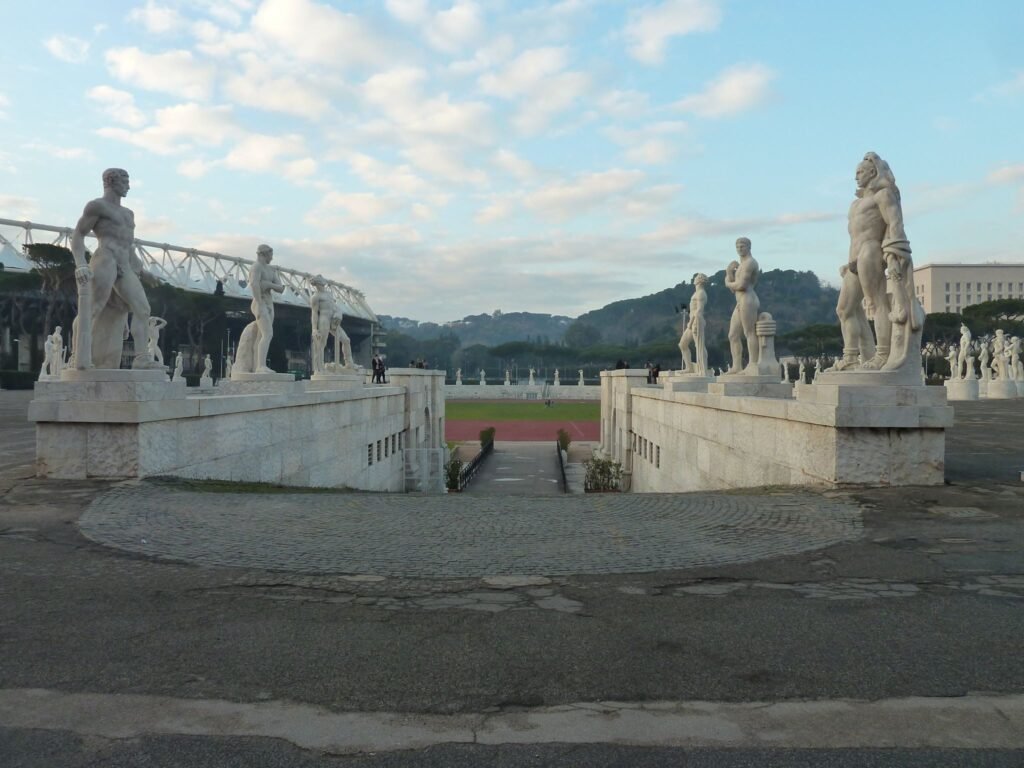 Stadio dei Marmi, Rome: Enrico Del Debbio, 1928–1932