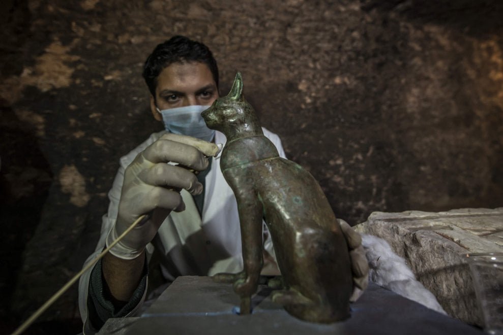 Pristine statues and paintings discovered in 4,400-year-old Egyptian tomb