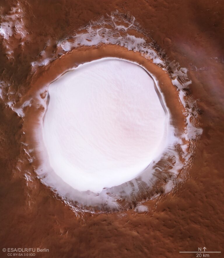 Italian Radar Discovers Liquid Water on Mars