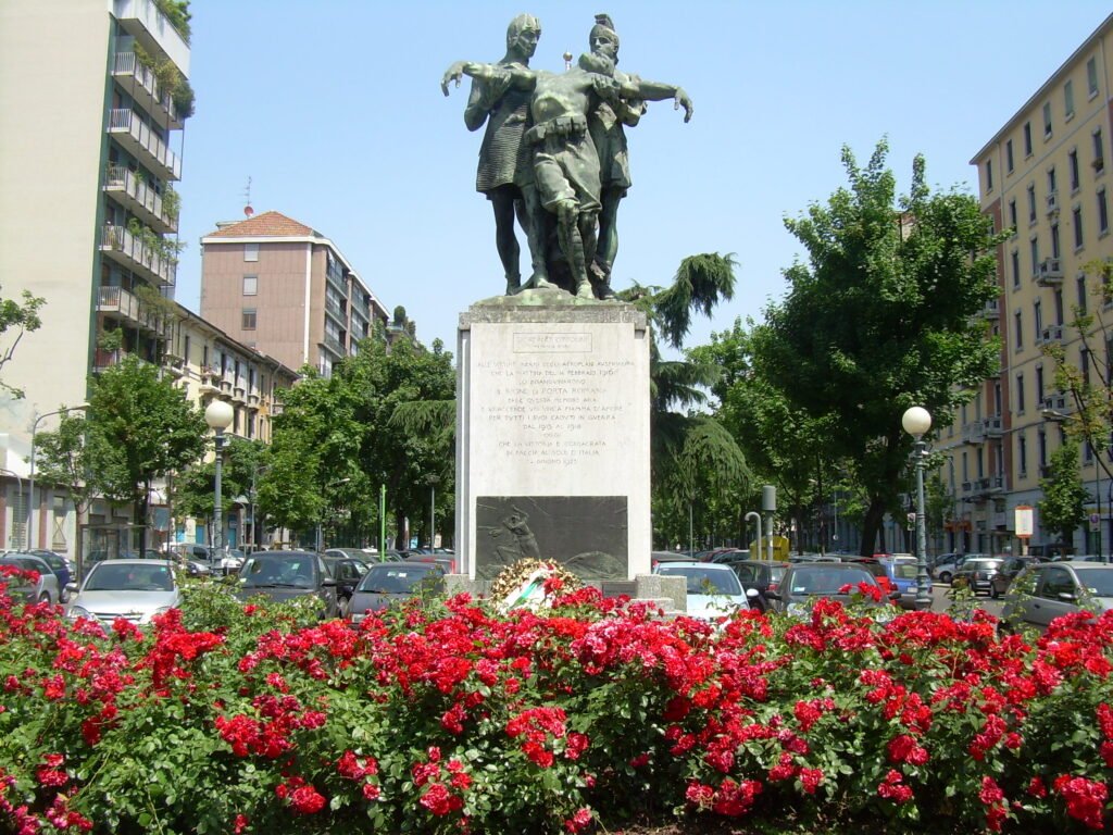 Monumento ai Caduti di Porta Romana, Milan (1923)
