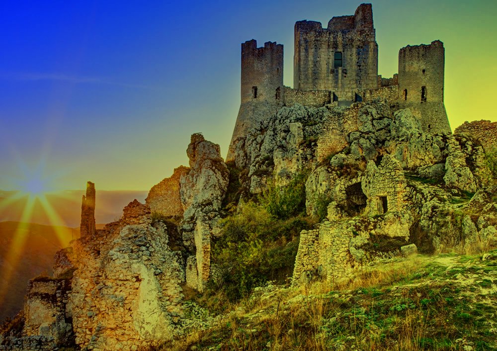 Rocca Calascio: Italy's Highest Medieval Fortress in Abruzzo