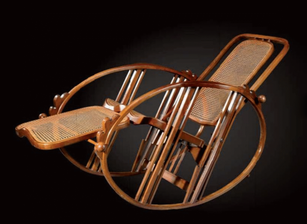 Egg Rocking Chair Model 267, Società Antonio Volpe, 1922