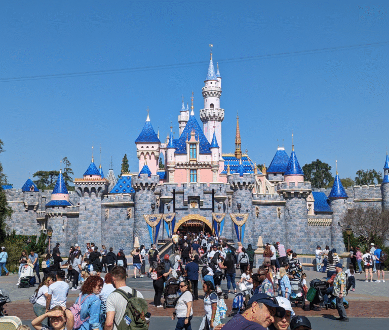Disneyland and Theme Parks: Cultural Entertainment