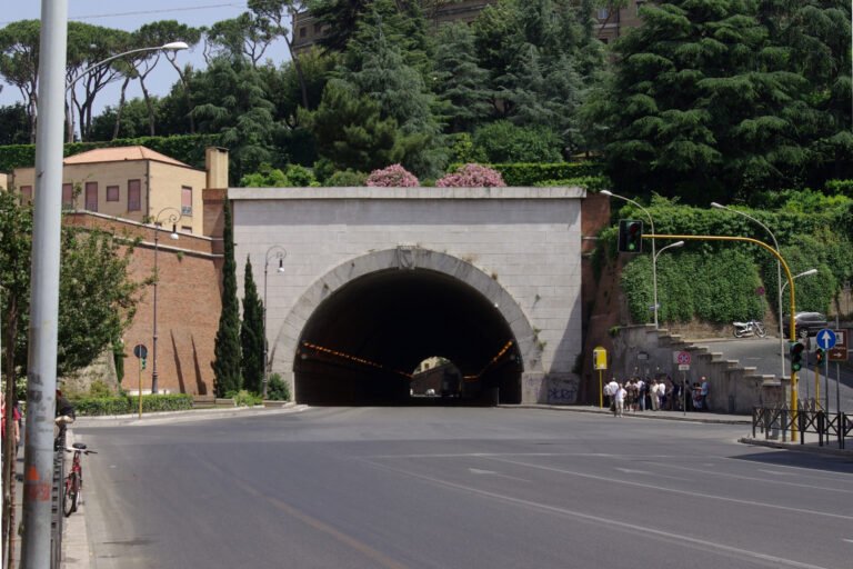 Galleria Pasa, Rome: Bazzani’s Urban Tunnel (1938–1940)