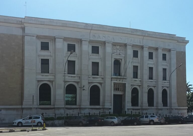 Bank of Italy Palace, Taranto, by Cesare Bazzini (1937)