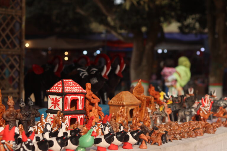 European Crafts Market: Italian Artisan Manufacturing