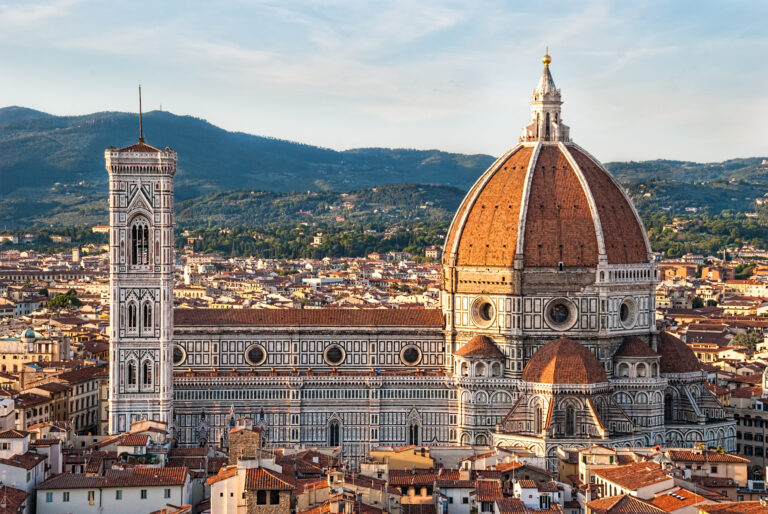Florence Cathedral: Renaissance Architectural Masterpiece