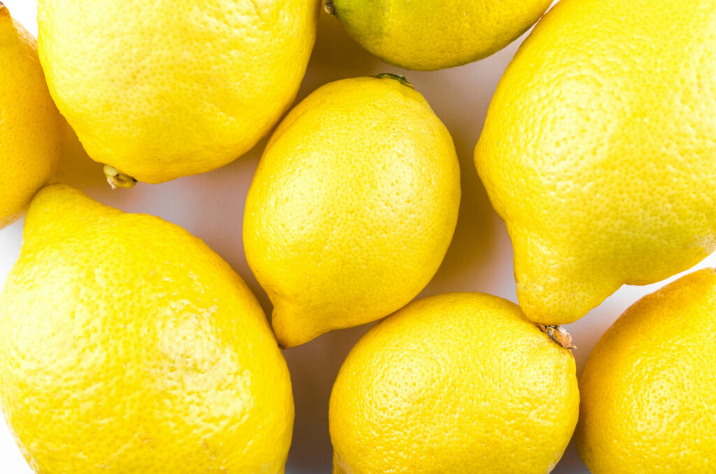 Italy’s Unsung Hero: The Story of Lemon Juice in Italian Culinary Tradition