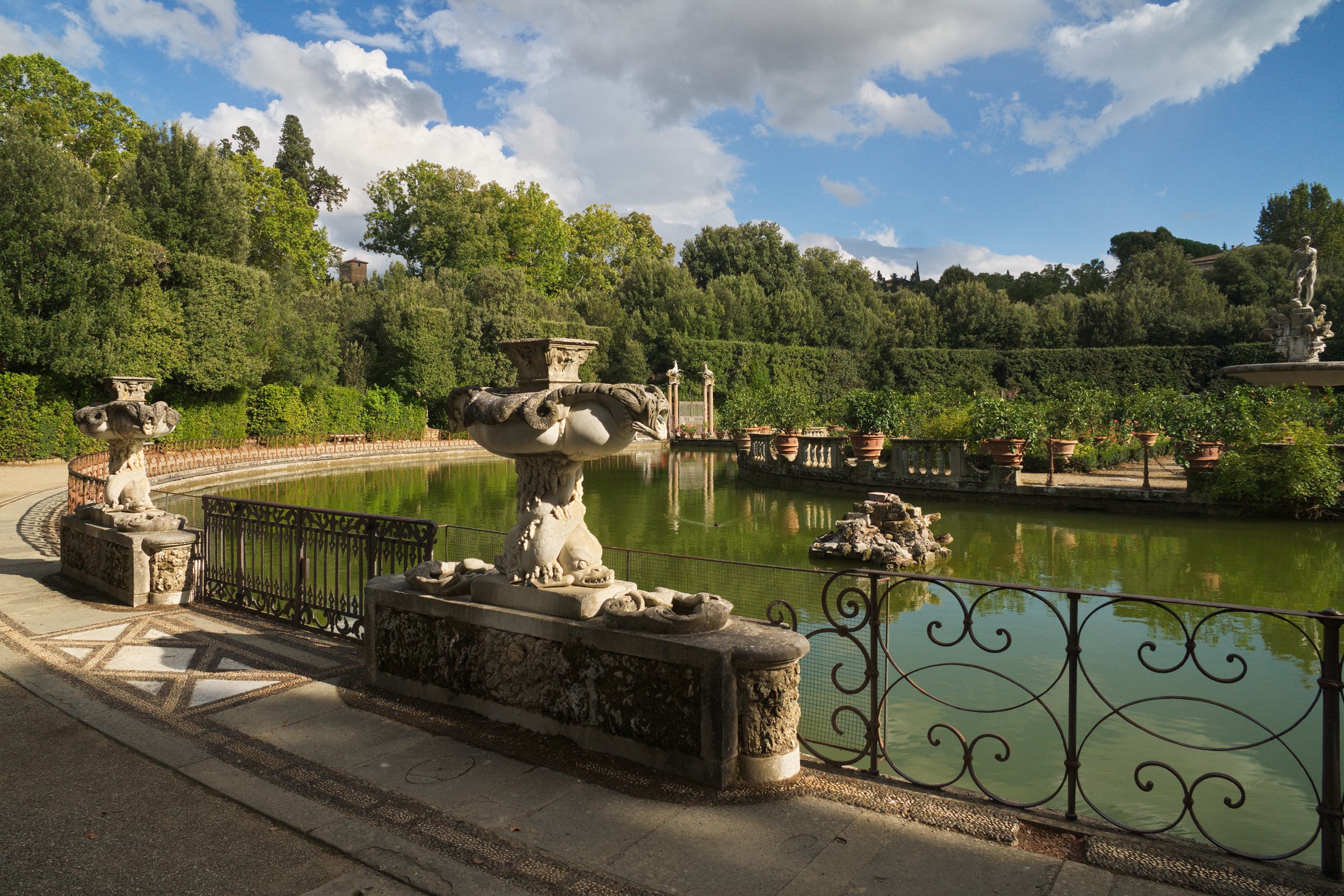 The Isolotto basin in the Boboli Gardens, with Giambologna's Oceanus fountain at the centre of an oval island ringed by water and statuary