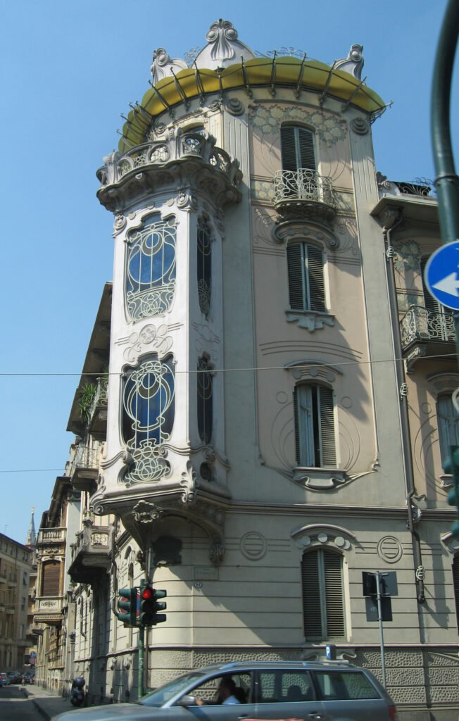 Casa Fenoglio-Lafleur corner