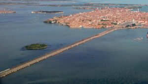 Liberty Bridge (Ponte della Libertà) – 360°