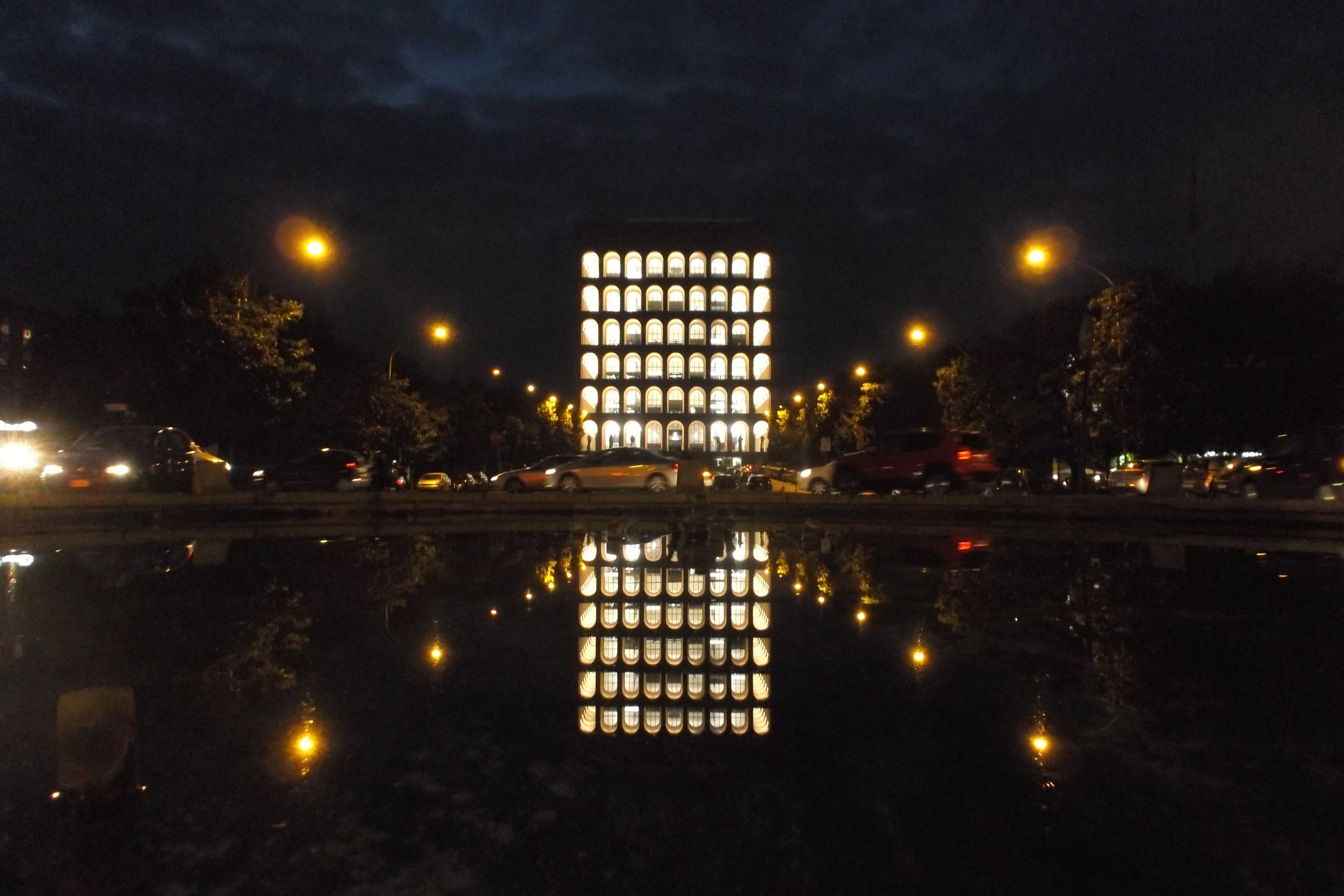 Palazzo della Civilta Italiana illuminated at night