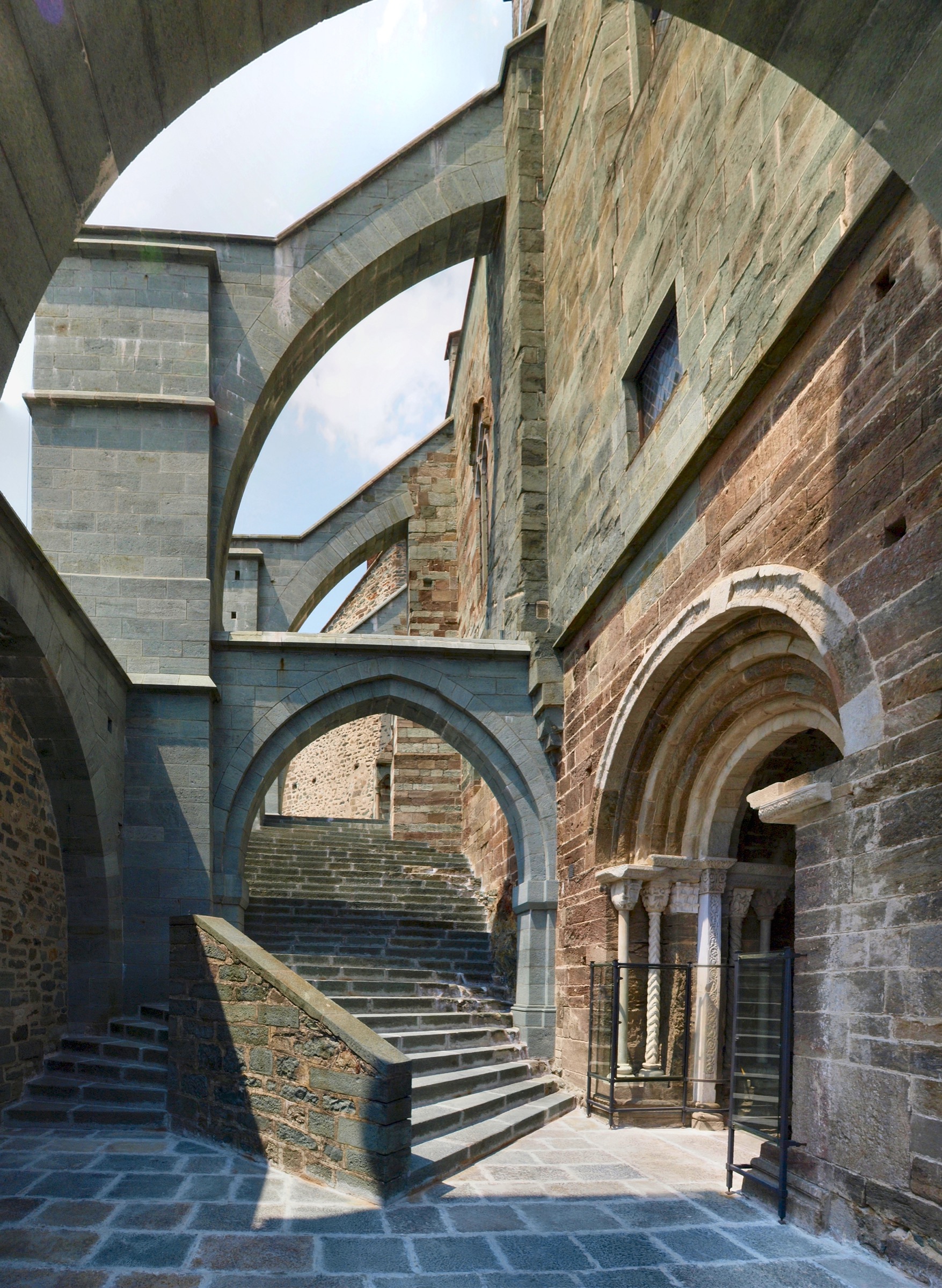 Porta dello Zodiaco and flying buttresses at Sacra di San Michele, twelfth-century Romanesque sculpture