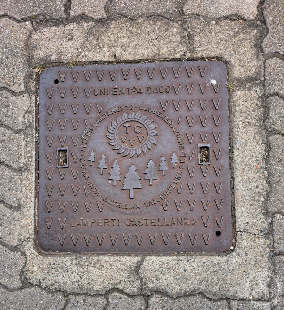 Manhole covers in Italy