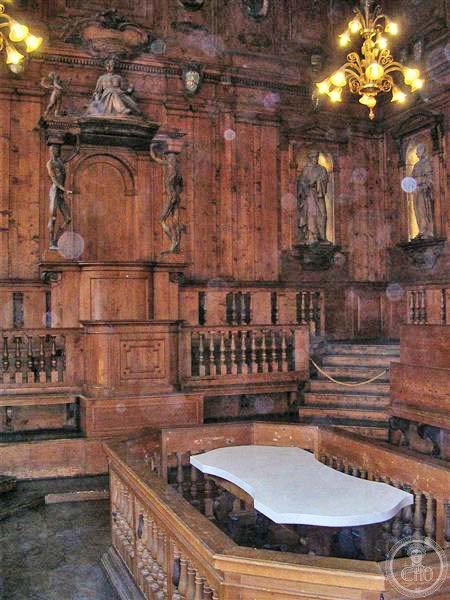 Anatomical theatre in the Archiginnasio (University of Bologna). Picture by Paol
