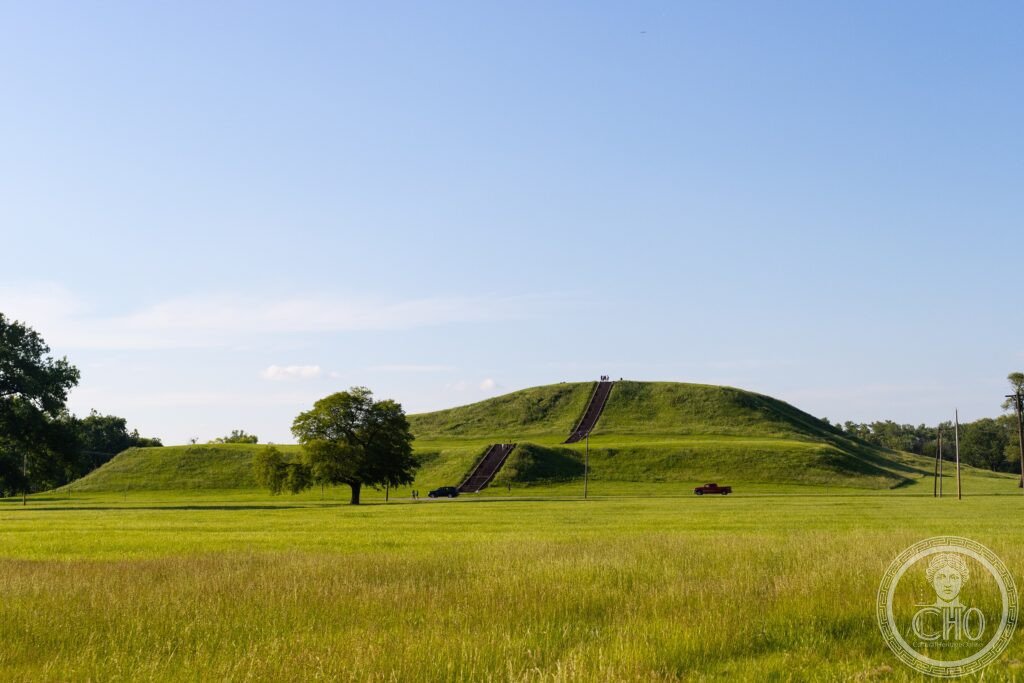 Cahokia Mounds Illinois Monks Mound Mississippian pre-Columbian city UNESCO World Heritage
