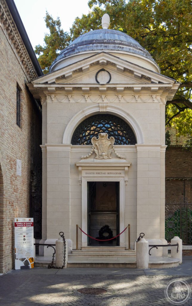 Dante's tomb (Ravenna) - Facade