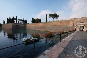 File:37019 Peschiera del Garda, Province of Verona, Italy - panoramio (12).jpg