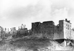 File:Bundesarchiv Bild 146-2005-0004, Italien, Monte Cassino.jpg