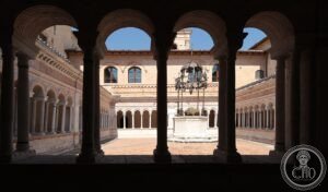 File:Chiostro dell'Abbazia di Sassovivo, Foligno - Umbria.jpg