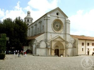 File:Fossanova.jpg