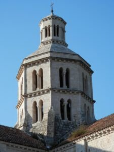 File:Fossanova Abbey fc03.jpg