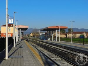 File:Stazione di Castegnato nuovo piazzale 20251227.jpg