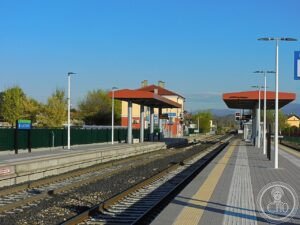 File:Stazione di Castegnato nuovo piazzale 20260404.jpg