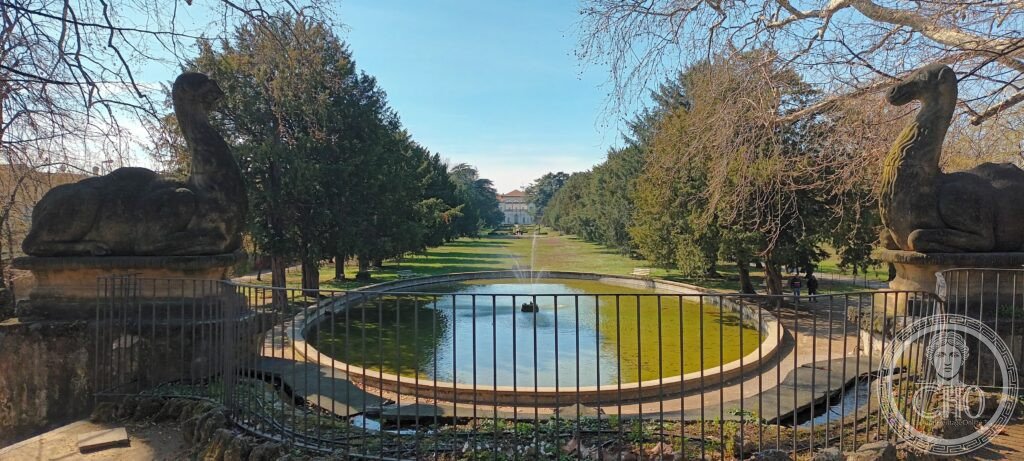 Giardino Arese Borromeo (Cesano Maderno) - dromedari e fontana