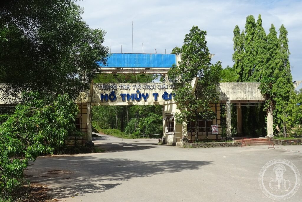 Abandoned water park of Lake Thuy Tien — via Wikimedia Commons