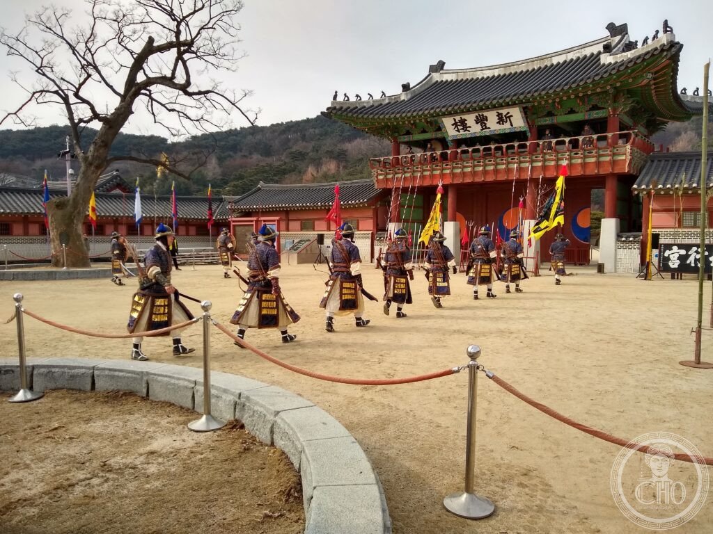 Hwaseong Fortress Suwon South Korea wall battlements Banghwasuryujeong pavilion Joseon dynasty Jeong Yakyong UNESCO World Heritage masonry fortification