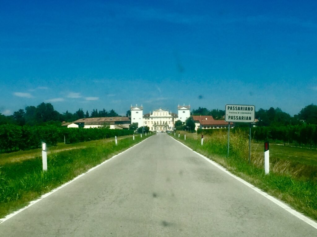 Villa Manin — Foto: Carla Szathvary