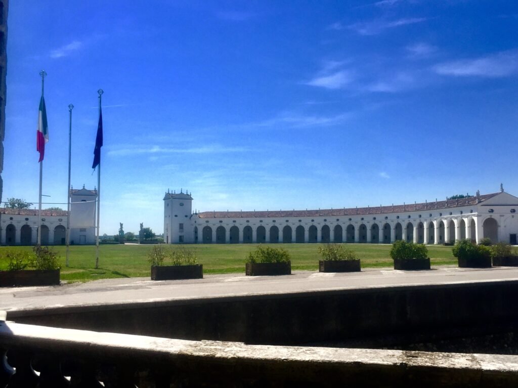 Villa Manin — Foto: Carla Szathvary