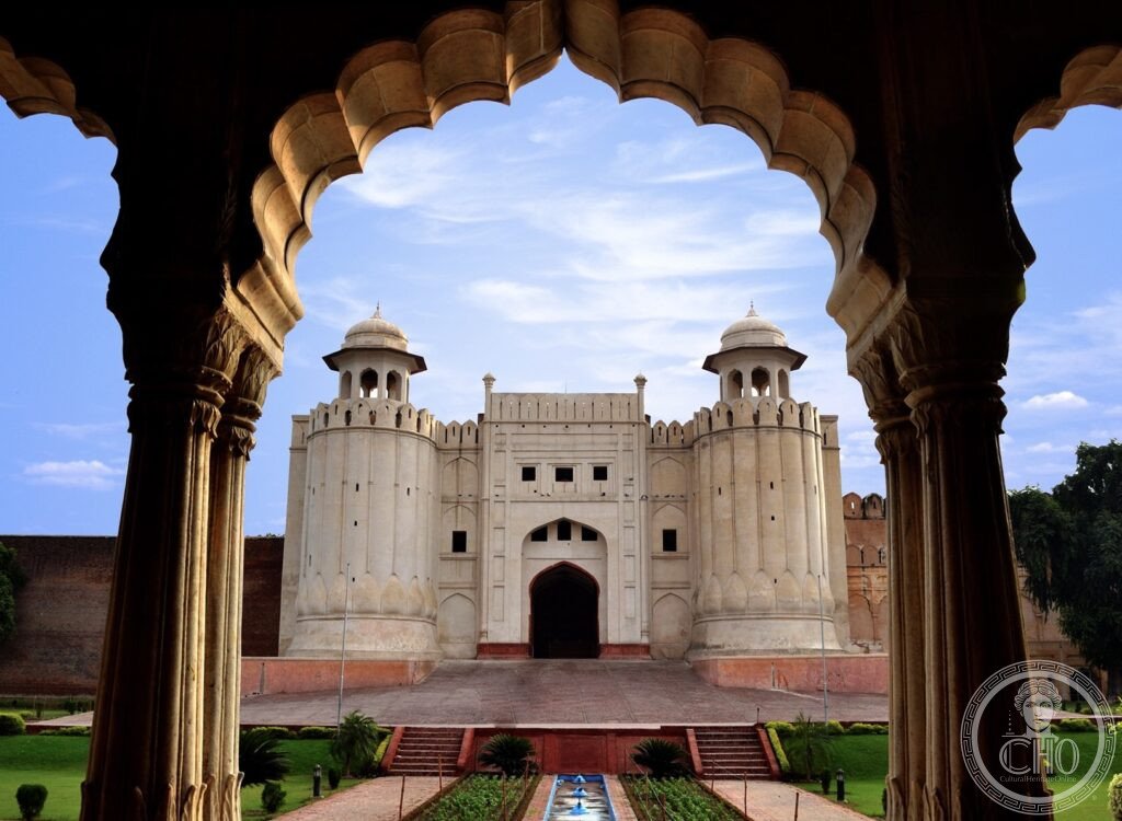 Lahore Fort Shahi Qila Pakistan Mughal architecture Naulakha pavilion Alamgiri Gate UNESCO World Heritage Punjab