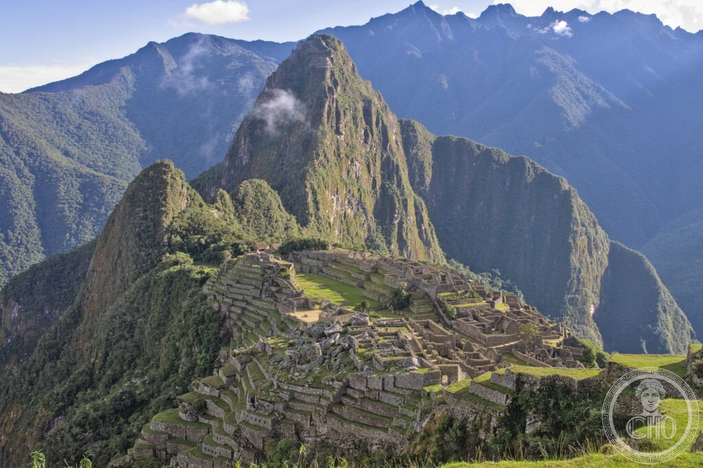 Machu Picchu Inca citadel cloud mountain Andes Peru UNESCO New Seven Wonders Huayna Picchu terraces