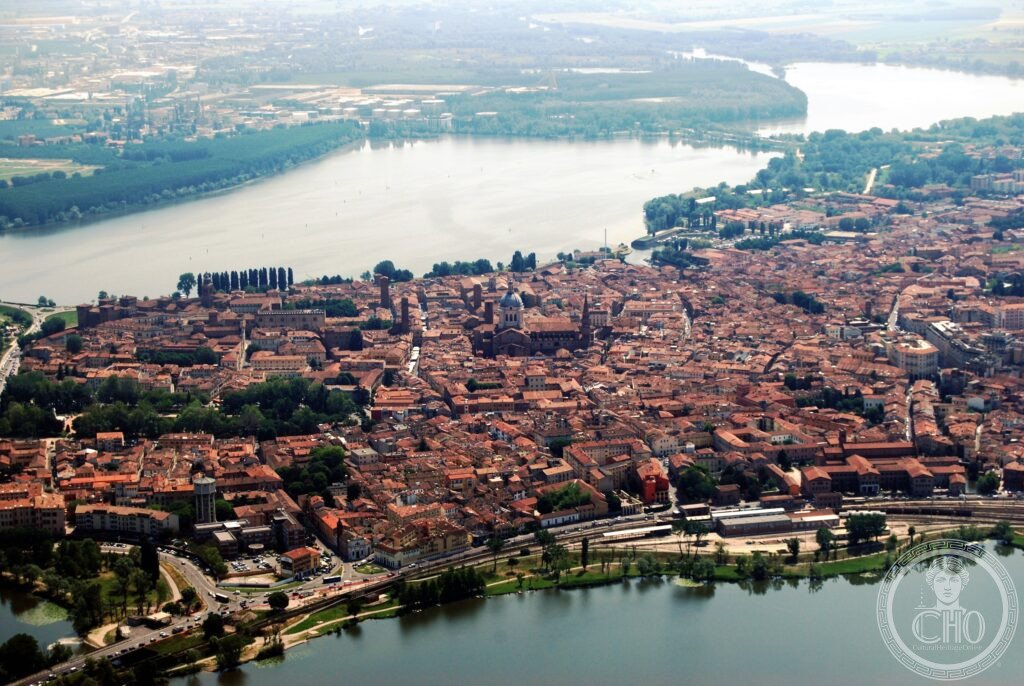 Mantova Gonzaga Renaissance city lakes Virgil birthplace Palazzo Ducale Camera degli Sposi Mantegna UNESCO 2008