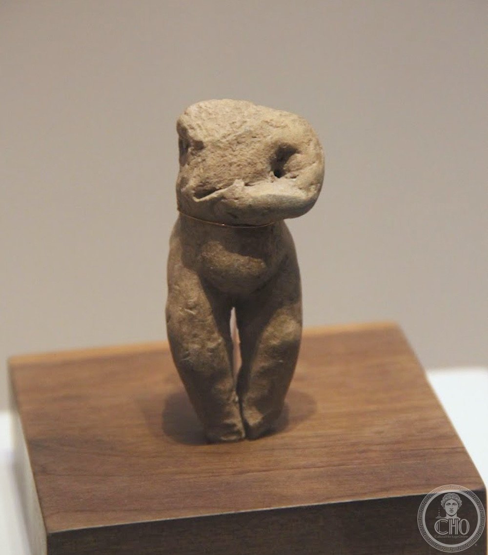 Neolithic pottery figure from the Hongshan culture, Liaoning, c. 3500 BC
