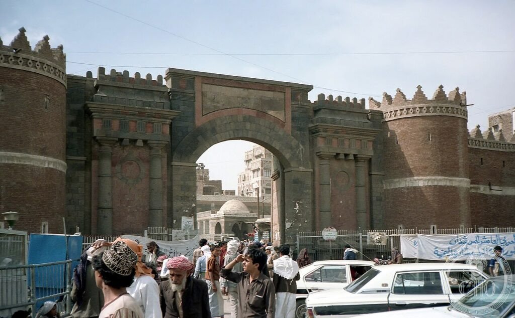 Old City Sana'a Yemen tower houses gingerbread architecture UNESCO World Heritage