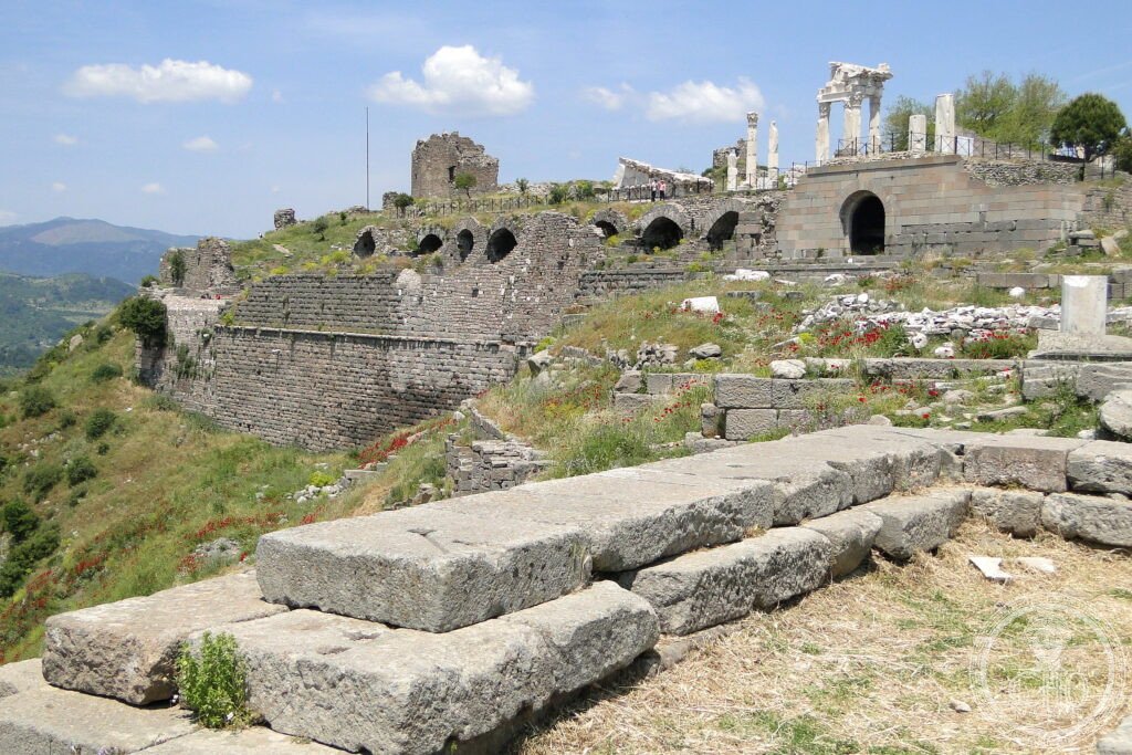 Pergamon Hellenistic city Turkey Altar Zeus acropolis parchment library UNESCO World Heritage