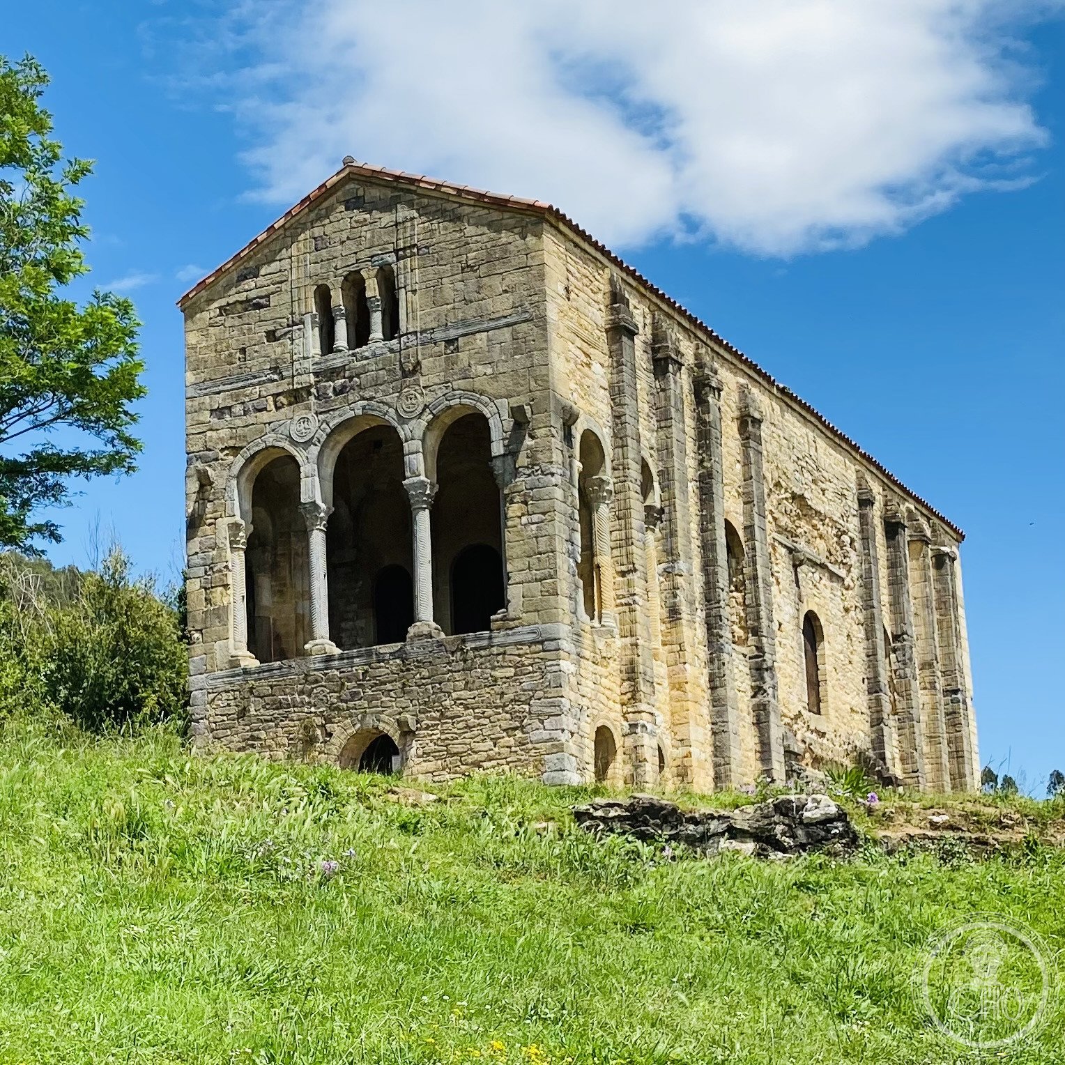 Santa María del Naranco, palazzo prerromanico asturiano del IX secolo, Oviedo