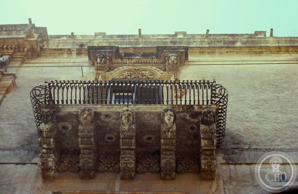 Nicolaci Palace of the Princes of Villadorata — via Wikimedia Commons