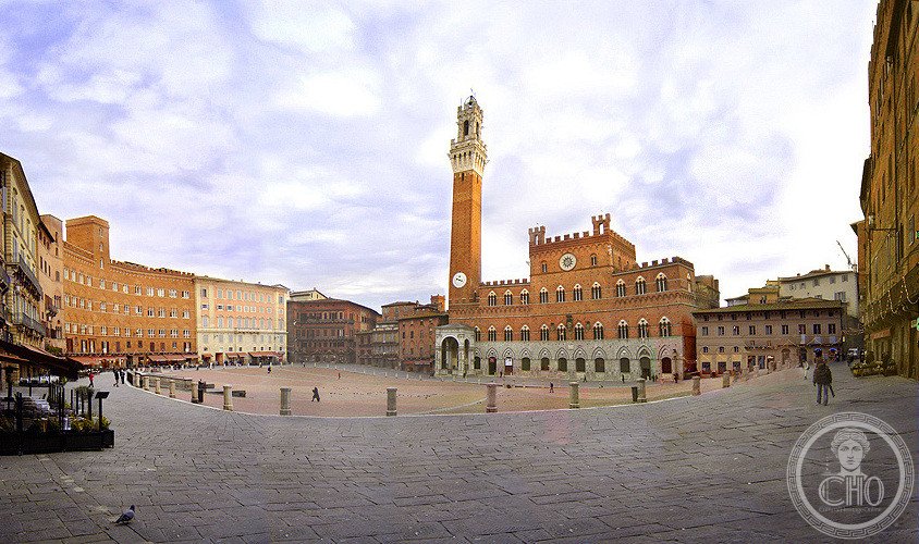 Siena Piazza del Campo Palio horse race Palazzo Pubblico Torre del Mangia Gothic Tuscany UNESCO 1995