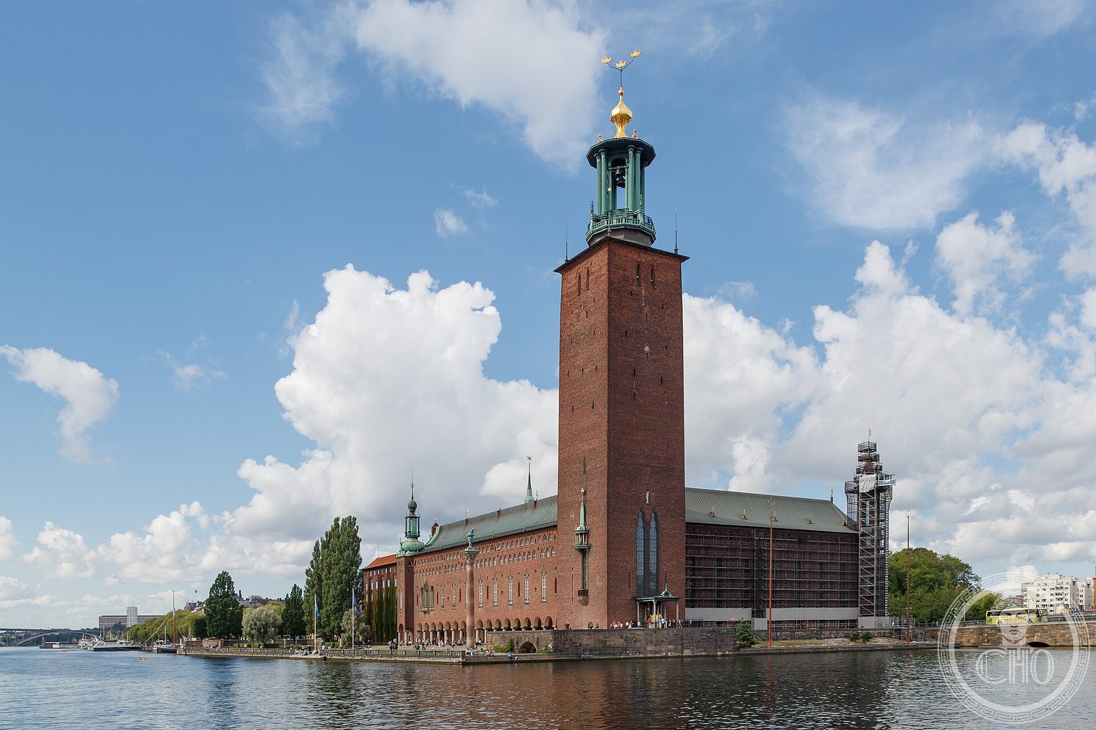 Stockholm City Hall Stadshuset brick tower Three Crowns Ragnar Ostberg National Romantic waterfront