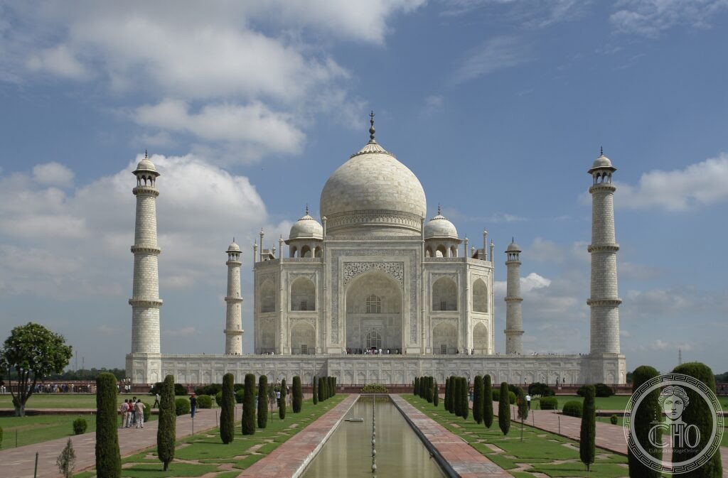 Taj Mahal white marble mausoleum reflecting pool Yamuna river Agra India Mughal architecture