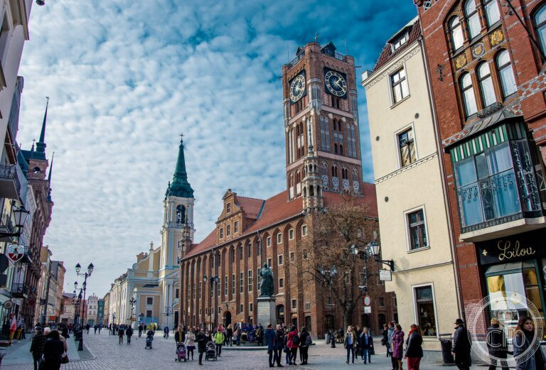 A September Week in Poland: Ten Heritage Sites