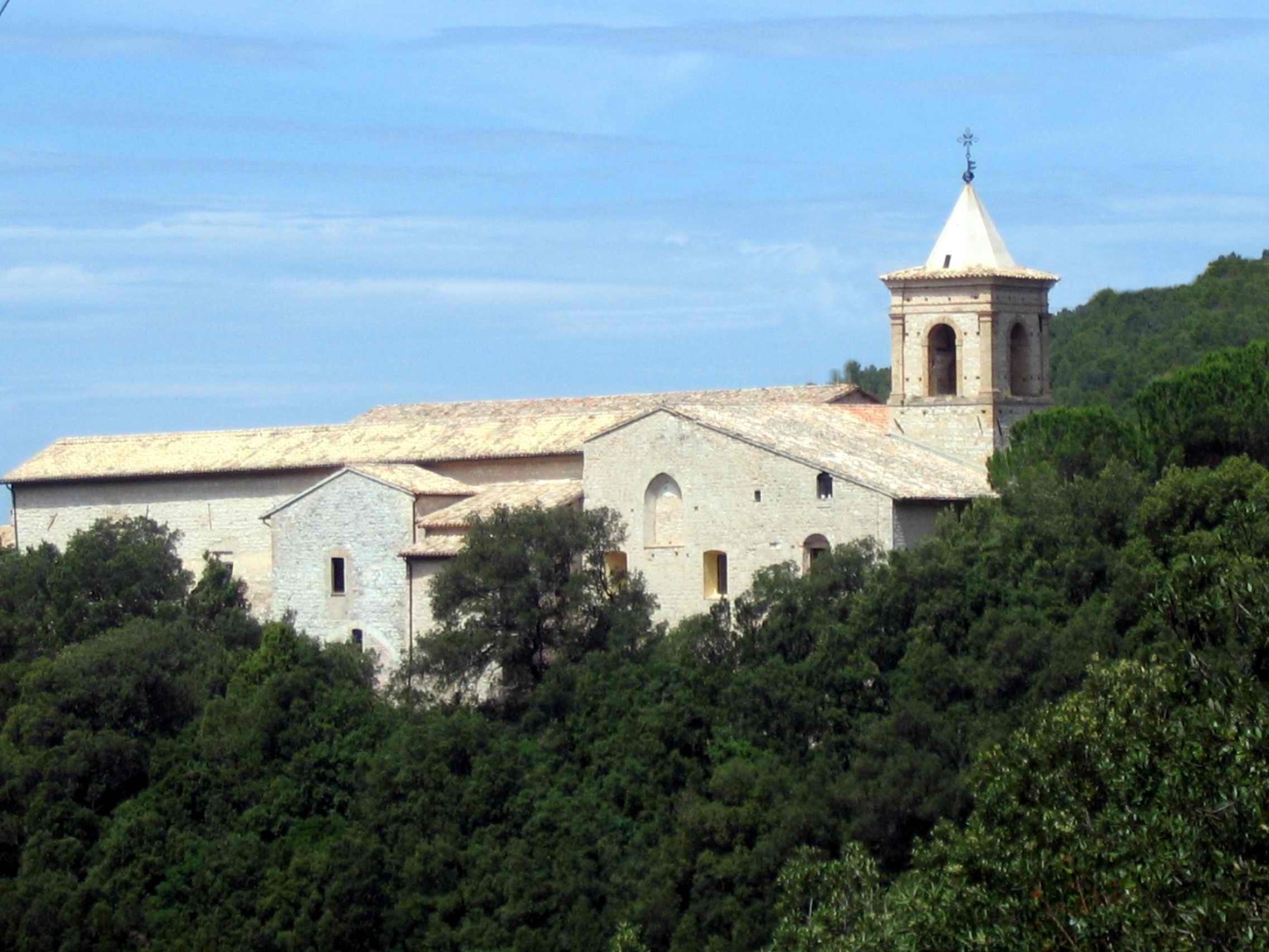 File:Vista abbazia pulita.JPG