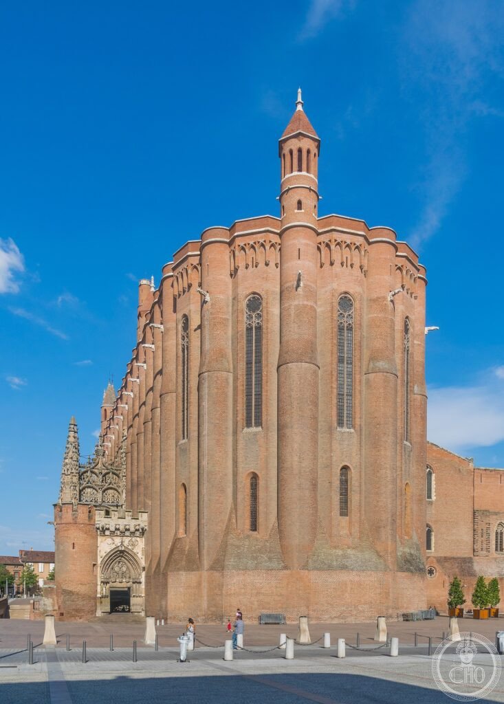 La cattedrale di Sainte-Cécile di Albi, la più grande cattedrale in mattoni del mondo, simile a una fortezza, Occitania, Francia