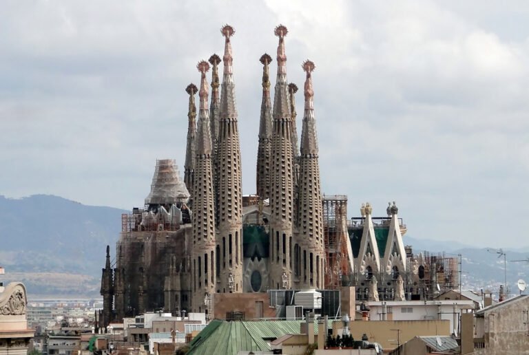 Barcelona — Gaudí and the Catalan Modernisme