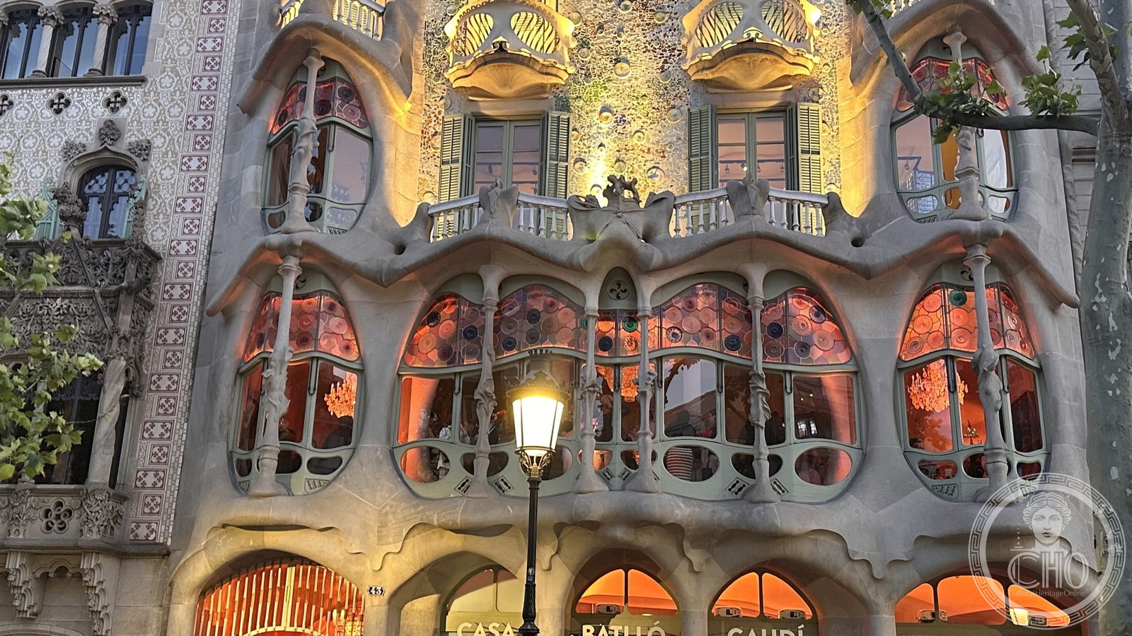 Casa Batlló, Barcelona — photograph by Luigi De Marchi