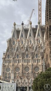 Basílica de la Sagrada Família — The gabled stonework of the façade in close detail.